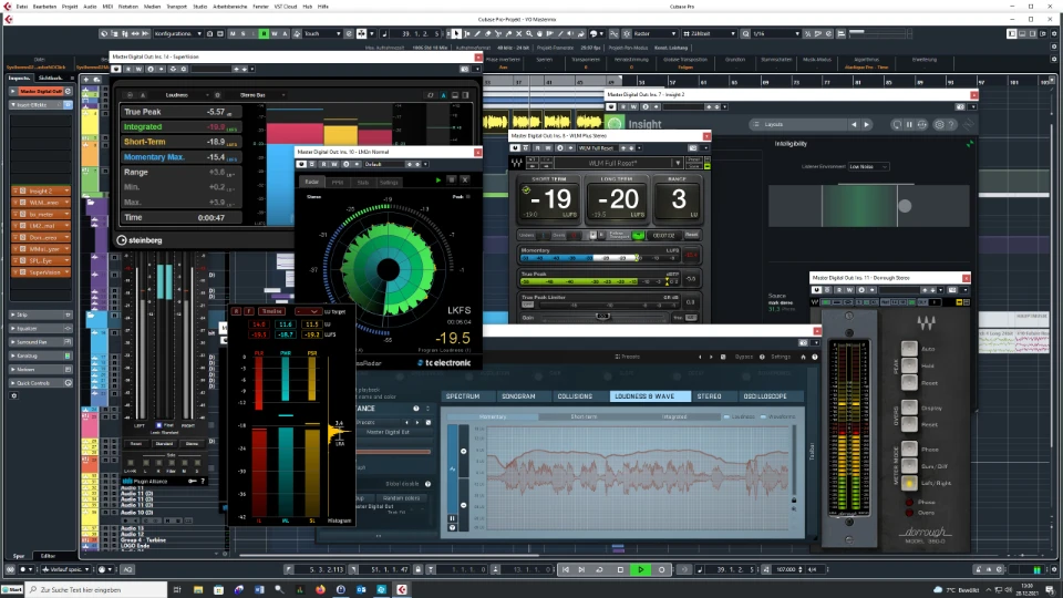 Ansicht einer Digital Audio Workstation mit verschiedenen LUFS Lautheits-Level Plugins